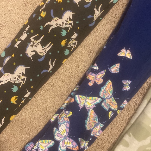 4 Pairs of Girls leggings - Picture 2 of 3